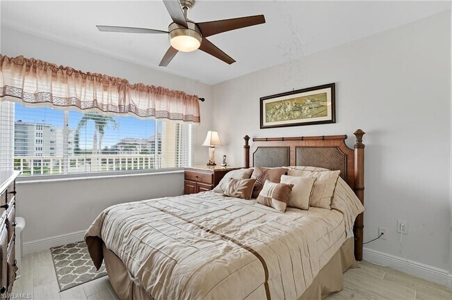 Building Photo - 25900 Hickory Blvd