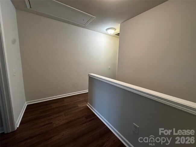 Building Photo - 11342 Cedar Walk Lane