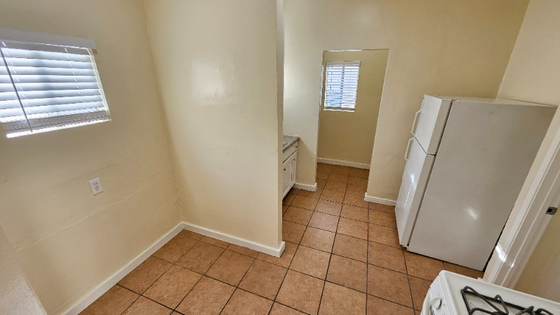 Building Photo - 340 Douglas St