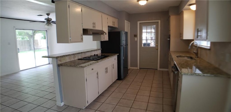 Building Photo - 4938 Trinity Dr