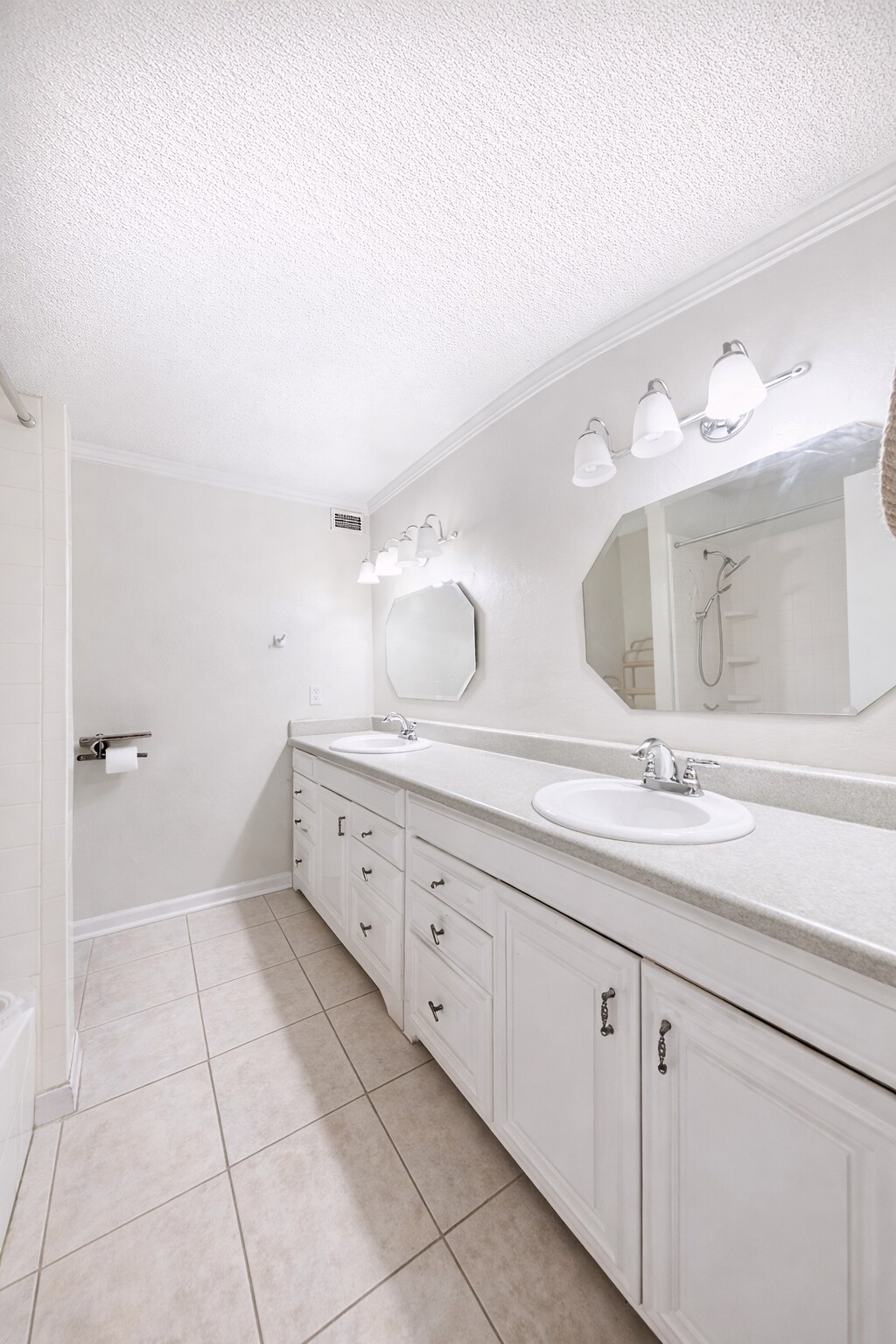 Building Photo - 2227 Willie Vause Rd