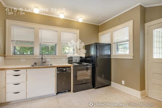 Building Photo - 1 bedroom in Greenville MI 48838