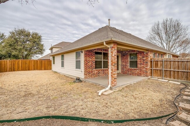 Building Photo - 1721 Castle Creek Dr