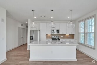 Building Photo - The Brightly Apartments