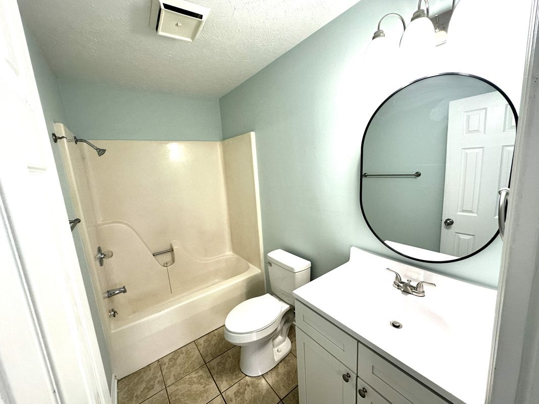 Building Photo - 4220 Mica Ave