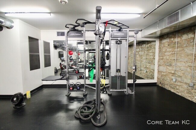 Building Photo - 1513 Walnut St