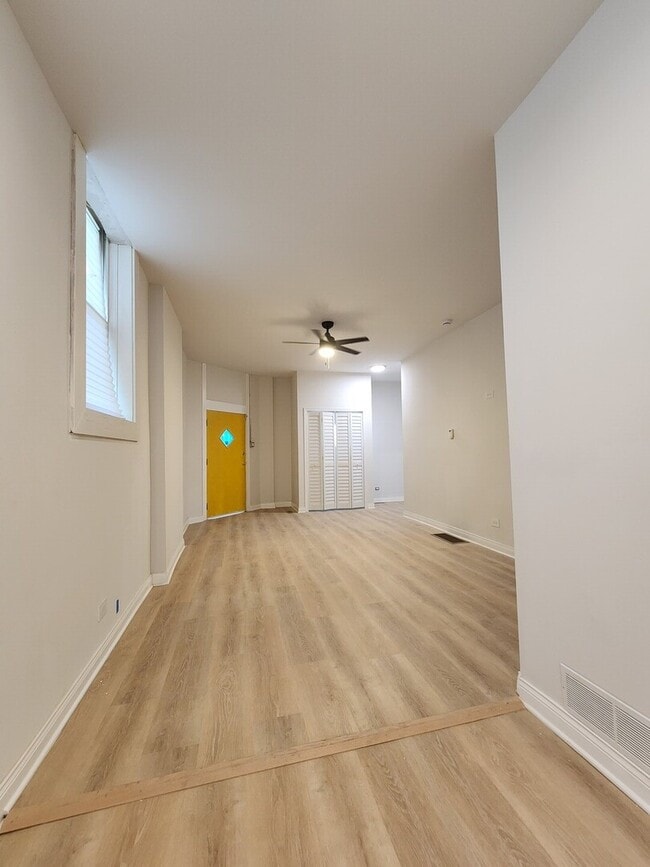 Building Photo - 8900 S Normal Ave