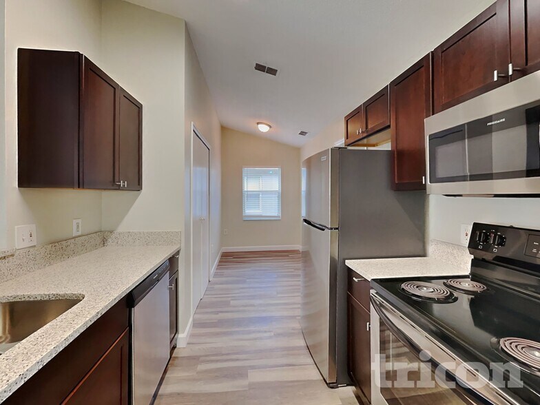 Building Photo - 2107 Flintlock Blvd