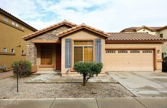 Building Photo - 2710 E Chester Dr