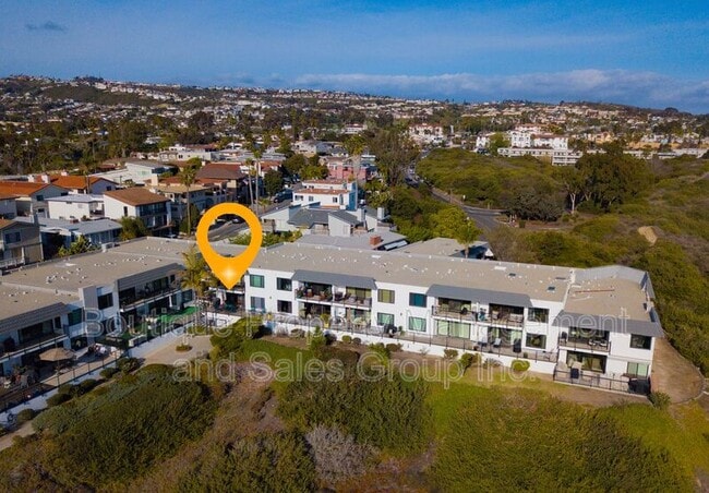 Building Photo - 235 Avenida Lobeiro