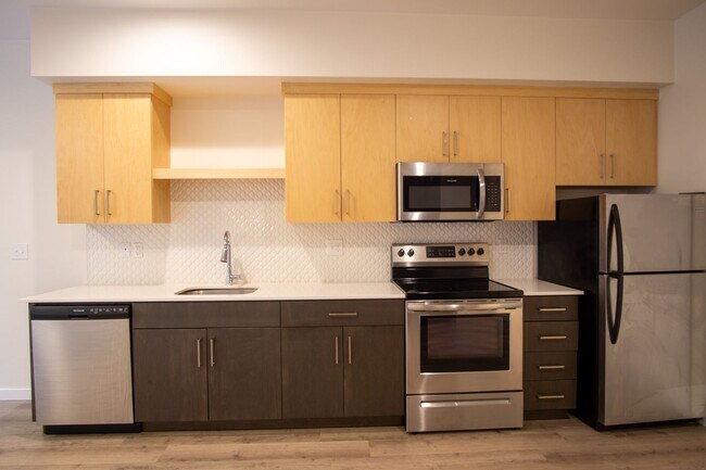 Building Photo - ONE MONTH FREE: Spacious 1 Bedroom + Office with Luxe Finishes!