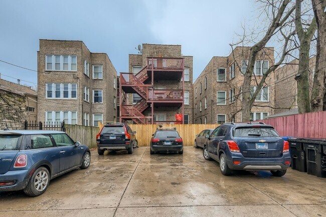 Building Photo - 4239 N Ashland Ave