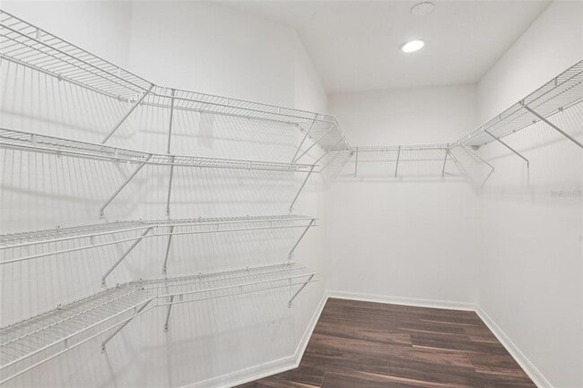 Building Photo - 11006 Running Pine Dr