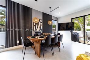 Building Photo - 513 SW 11th St