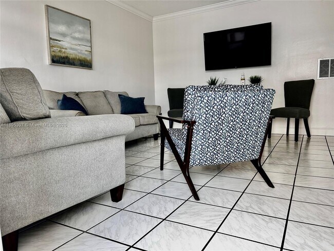 Building Photo - 2200 S Ocean Dr