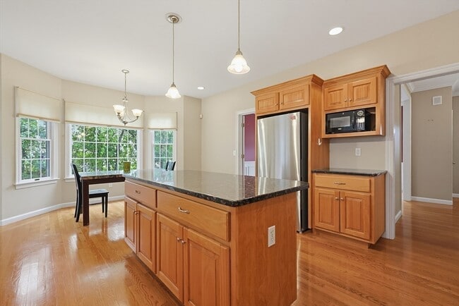 Building Photo - 6 Waterville Ln