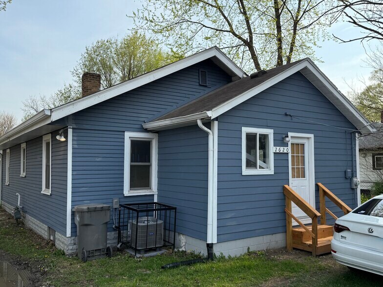 Building Photo - 2620 Brookway St