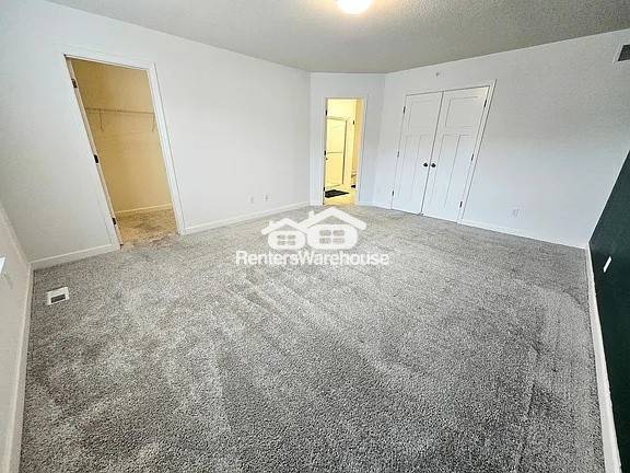 Building Photo - 3040 Basswood St