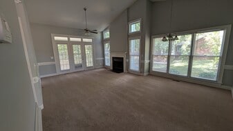 Large living room with fireplace - 805 Spring Ln