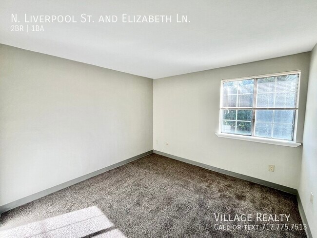 Building Photo - 75 N Liverpool St