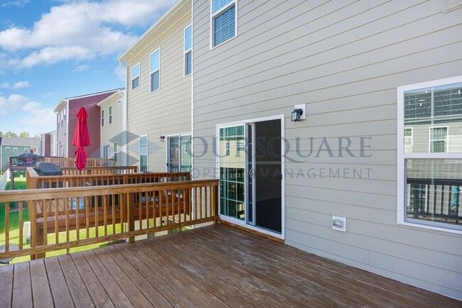 Building Photo - Spacious 3-Story Townhome with Bonus Suite & 2-Car Garage – In the Heart of RTP