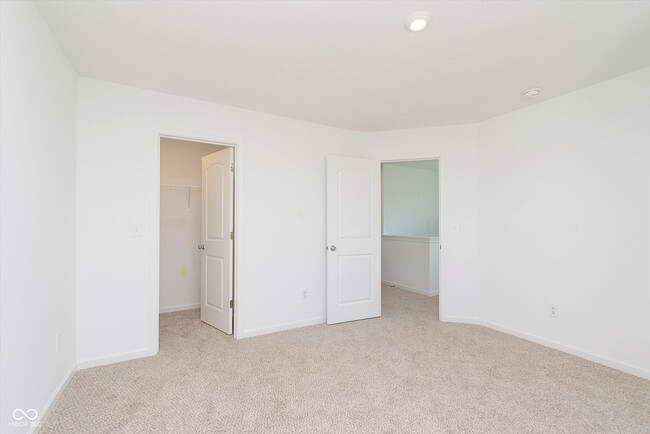 Building Photo - 15929 Tharp Wds Dr