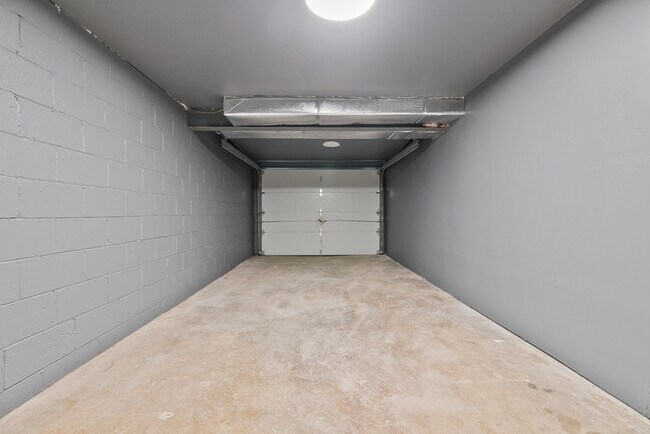 Building Photo - 287 Palma St