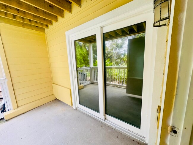 Building Photo - 225 S Tropical Trail