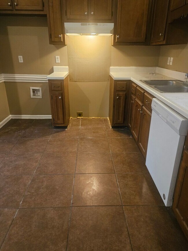 Building Photo - Available now