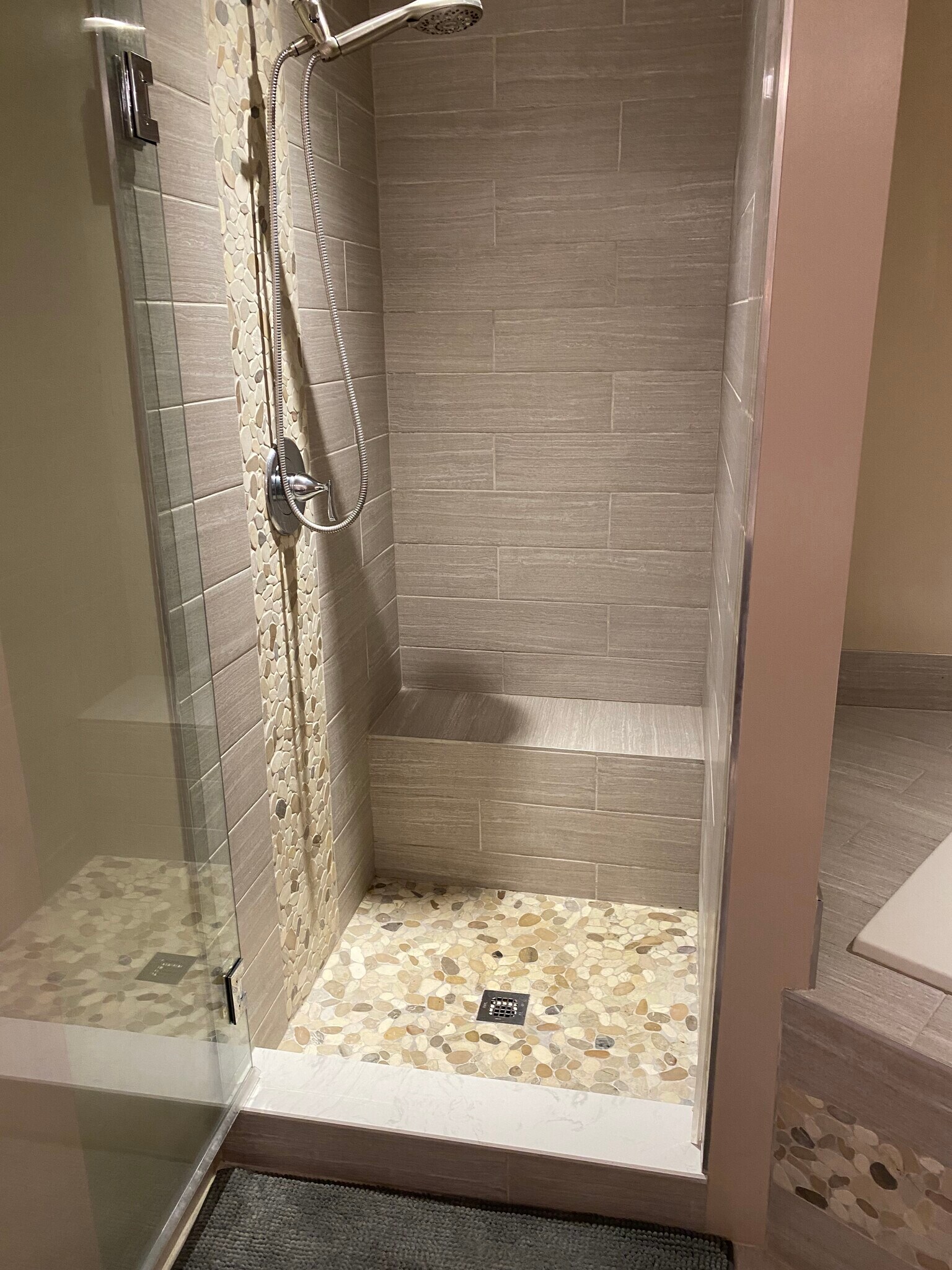 Building Photo - 425 Chanticleer