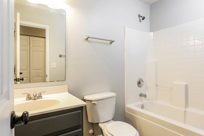 Building Photo - 313 Hampton Ridge Dr