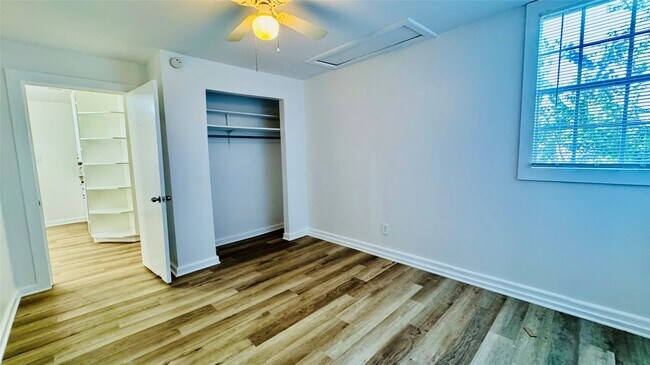 Building Photo - 105 Clear Lake Rd