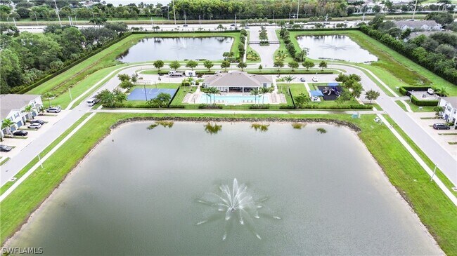 Building Photo - 15026 Wildflower Cir