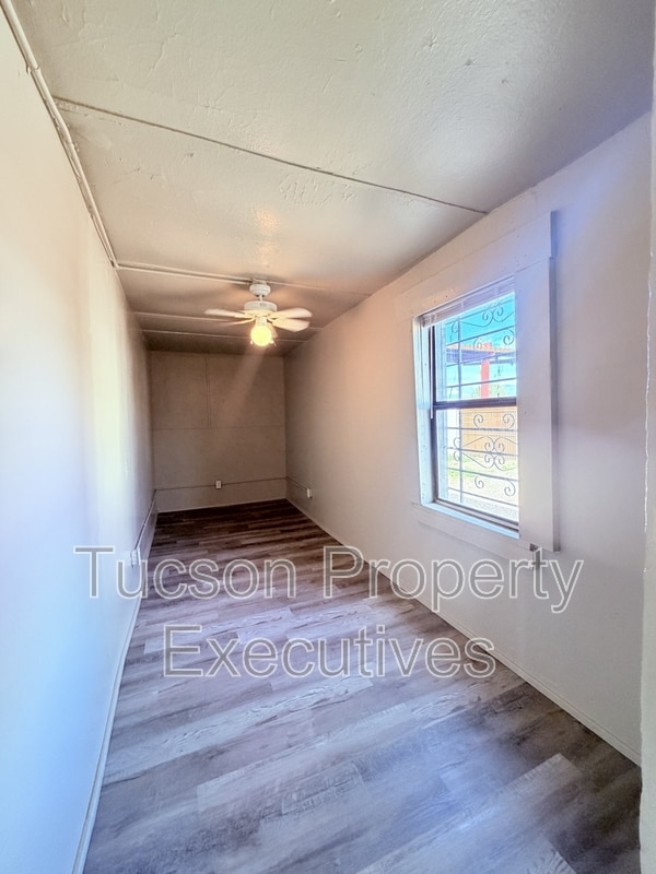 Building Photo - 234 E 32nd St