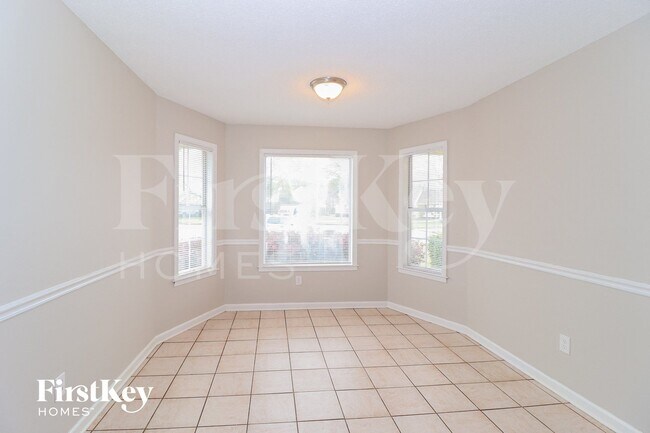 Building Photo - 2079 McGehee Cove