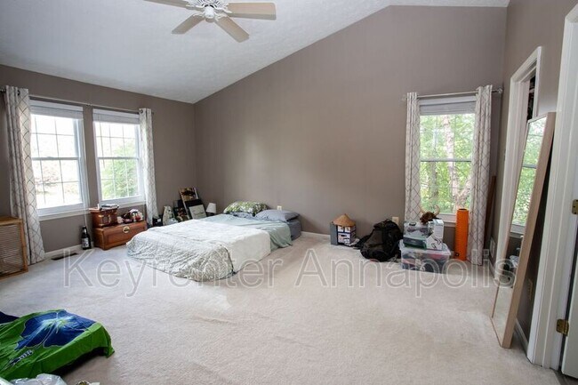 Building Photo - 2807 Chapman Ct