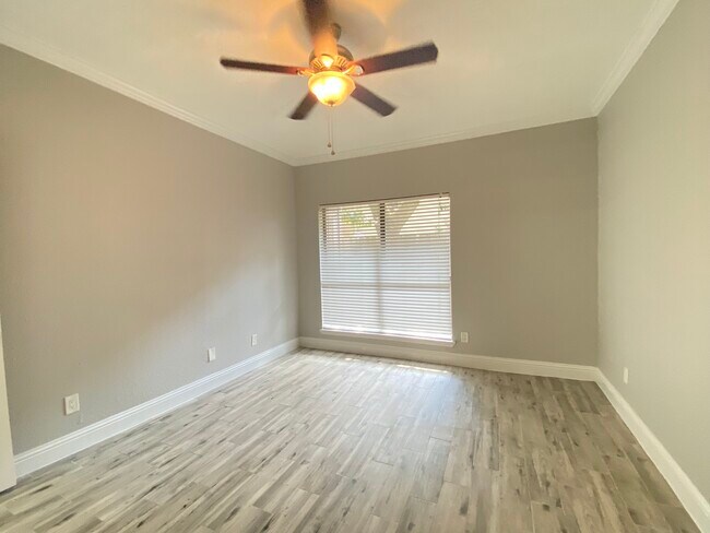 Building Photo - 7900 N Stadium Dr