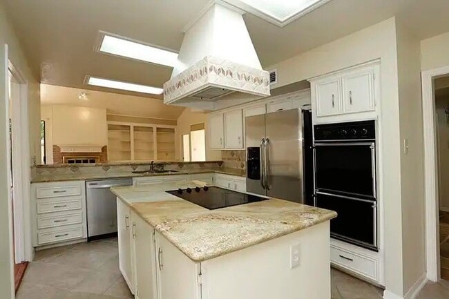 Building Photo - 12715 Ashford Pine Dr