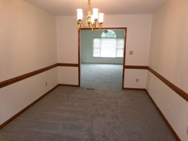 Building Photo - Kernersville Location