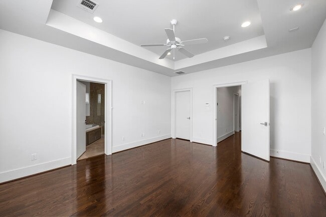 Building Photo - 1808 Oakdale St