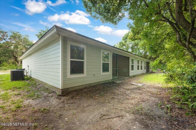 Building Photo - 613 Washington Ln