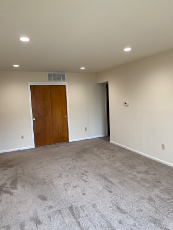 4511 Wilmington Pike 4511 Wilmington Pike Dayton OH 45440 Apartment