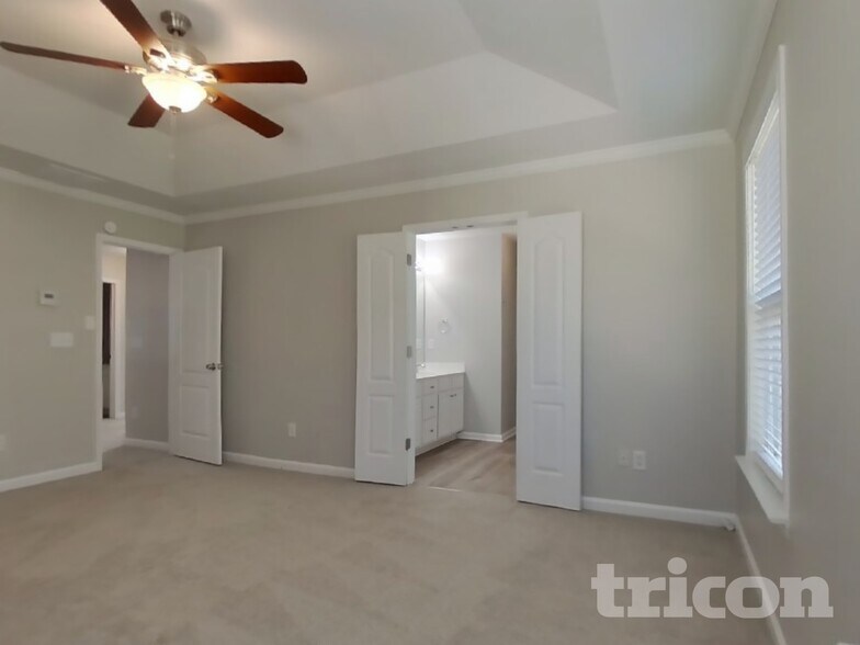 Building Photo - 5213 Inverness Ct