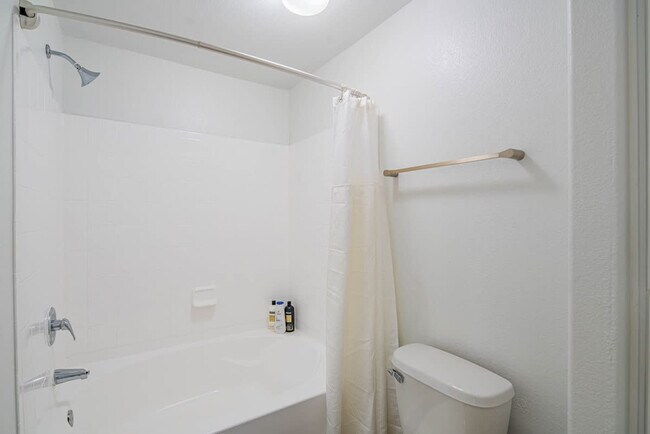 Building Photo - 7455 N 95th Ave