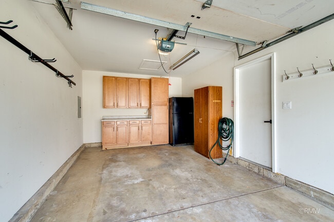 Building Photo - 359 Chaparral Cir