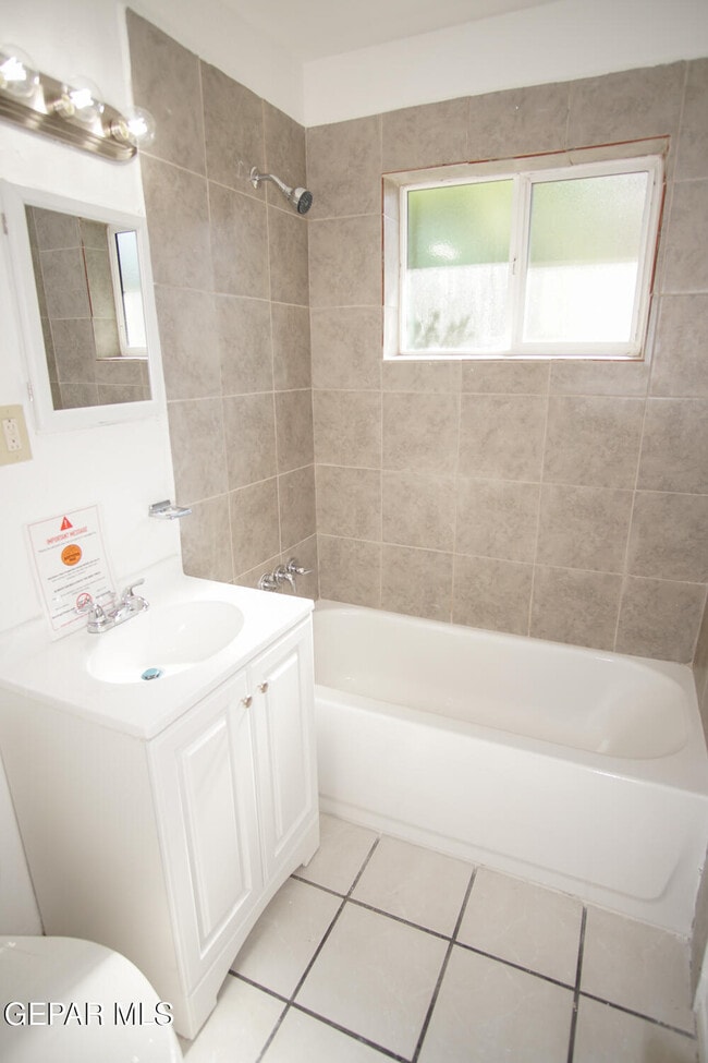 Building Photo - 3803 Tyler Ave