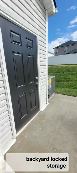 Building Photo - 4550 Skywood Ln