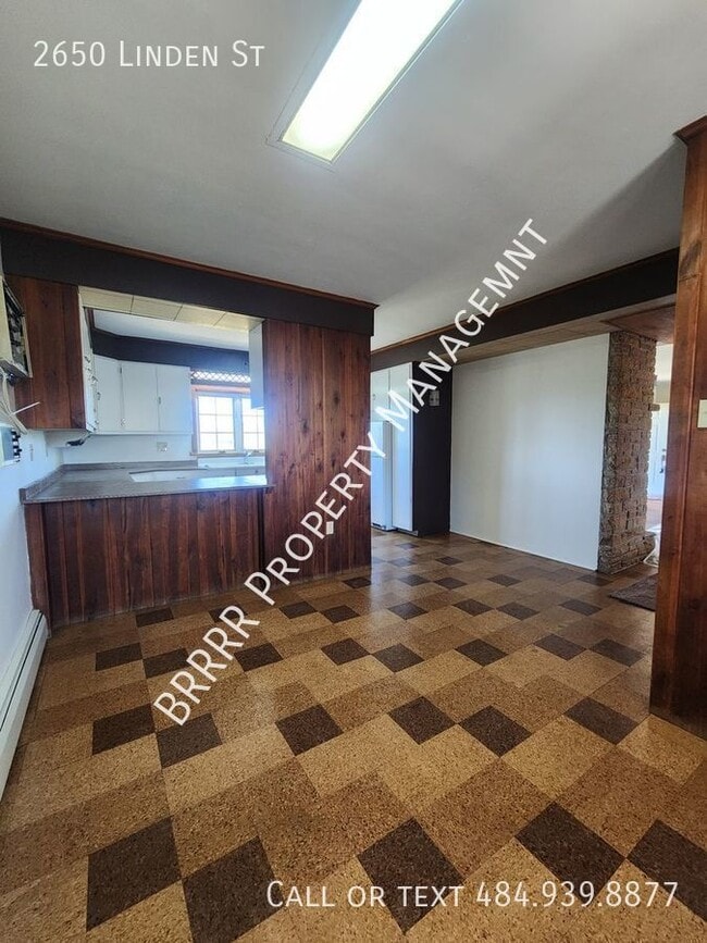Building Photo - 2650 Linden St