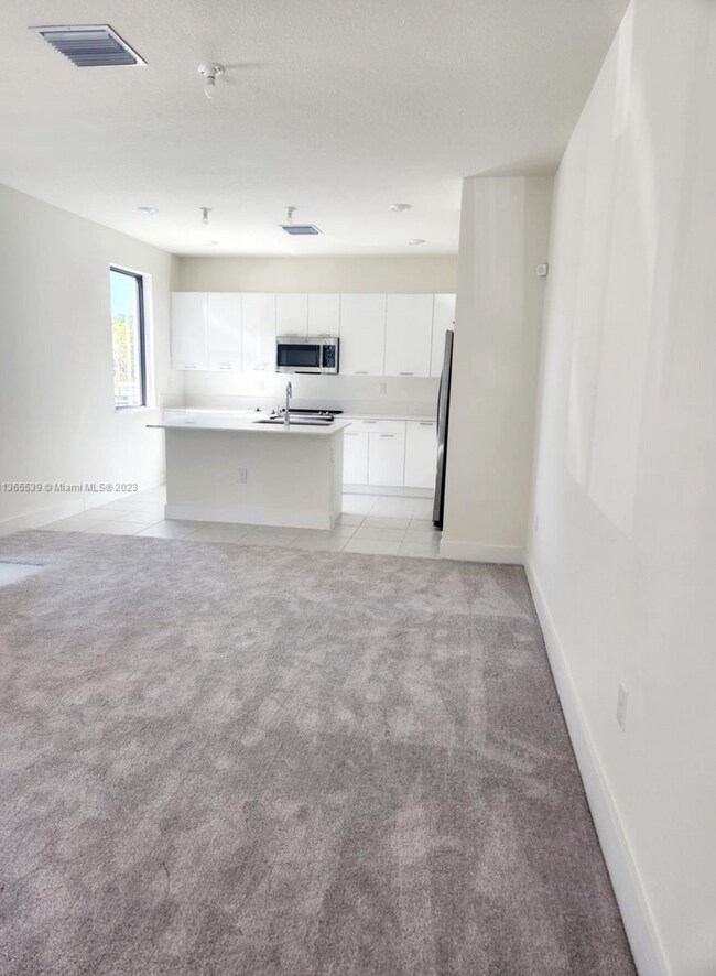 Building Photo - 4293 NW 83rd Path