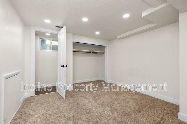 Building Photo - 732 E 200 N St